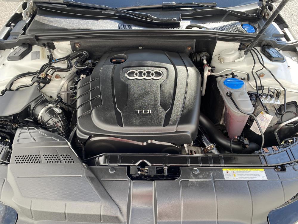 Audi A4 2.0 TDi Serv.kniha