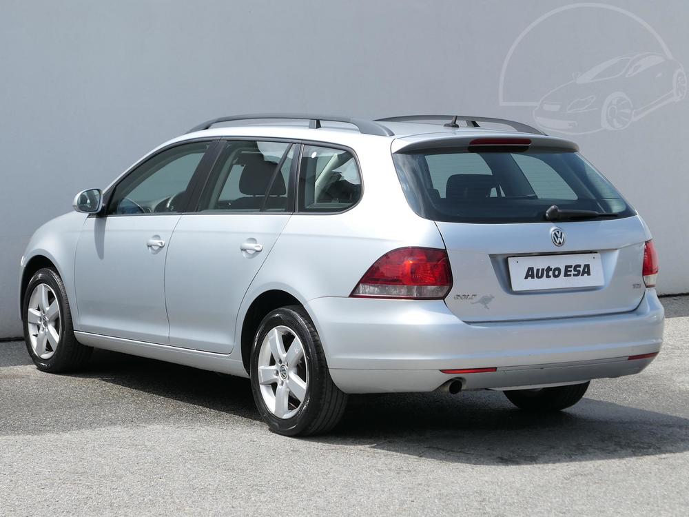 Volkswagen Golf 1.6 TDi, R