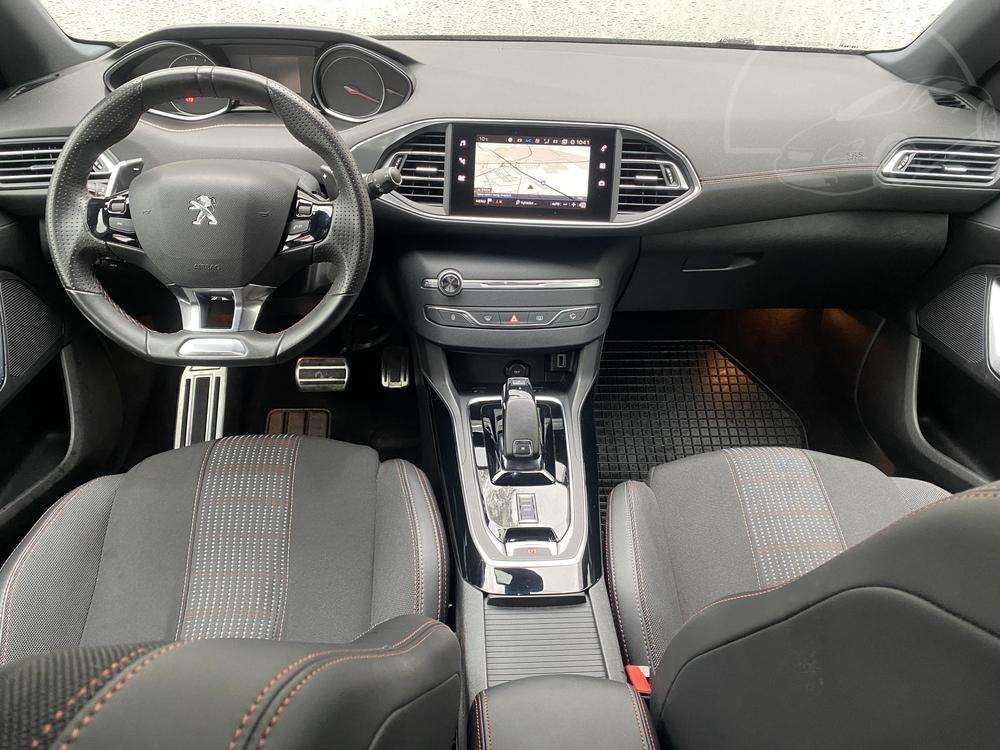 Peugeot 308 1.2 PT, R