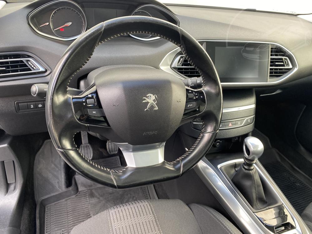 Peugeot 308 1.5 HDi, R