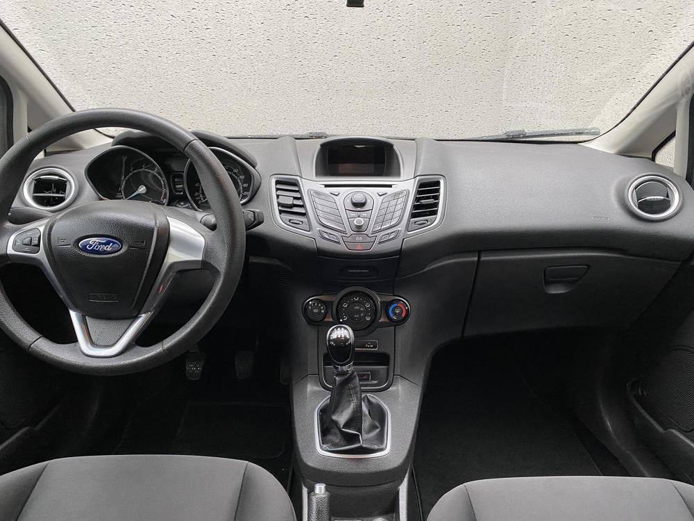 Ford Fiesta 1.25 Serv.kniha