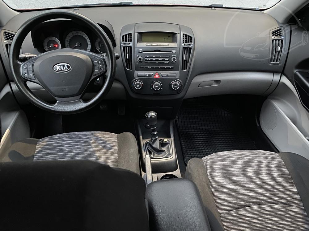 Kia Ceed 1.4 CVVT, R