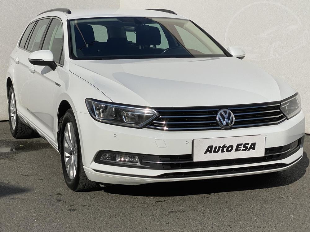 Prodm Volkswagen Passat 2.0 TDi Serv.kniha