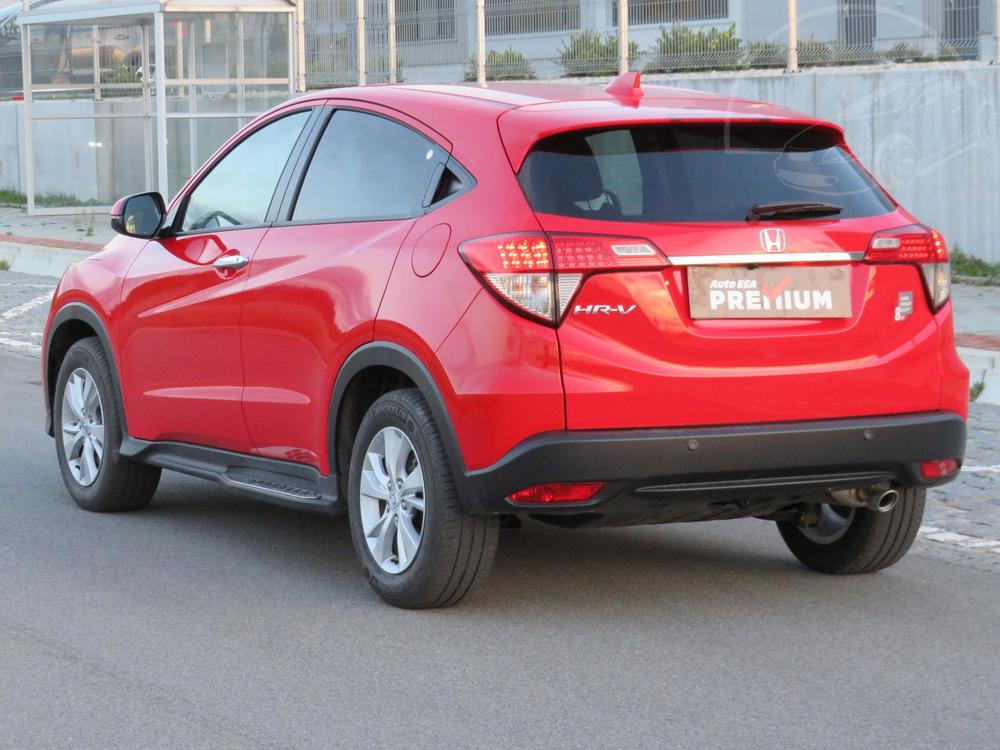 Honda HR-V 1.5 i-VTEc, R