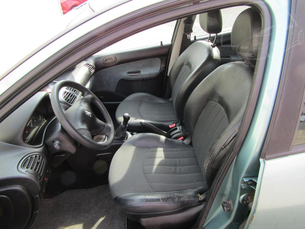 Peugeot 206 1.6 i