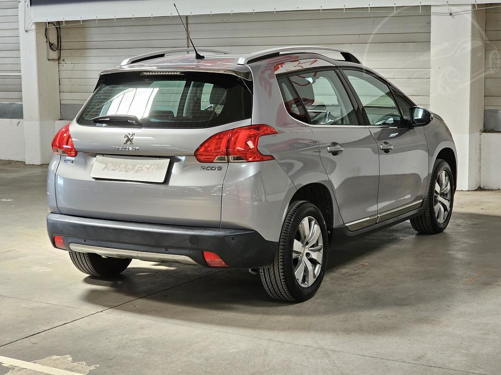 Peugeot 2008 1.2 PT