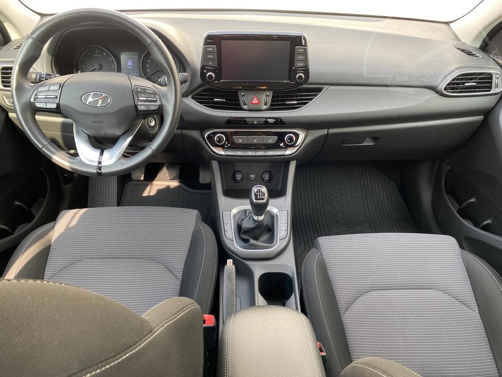 Hyundai i30 1.5 DPi, R