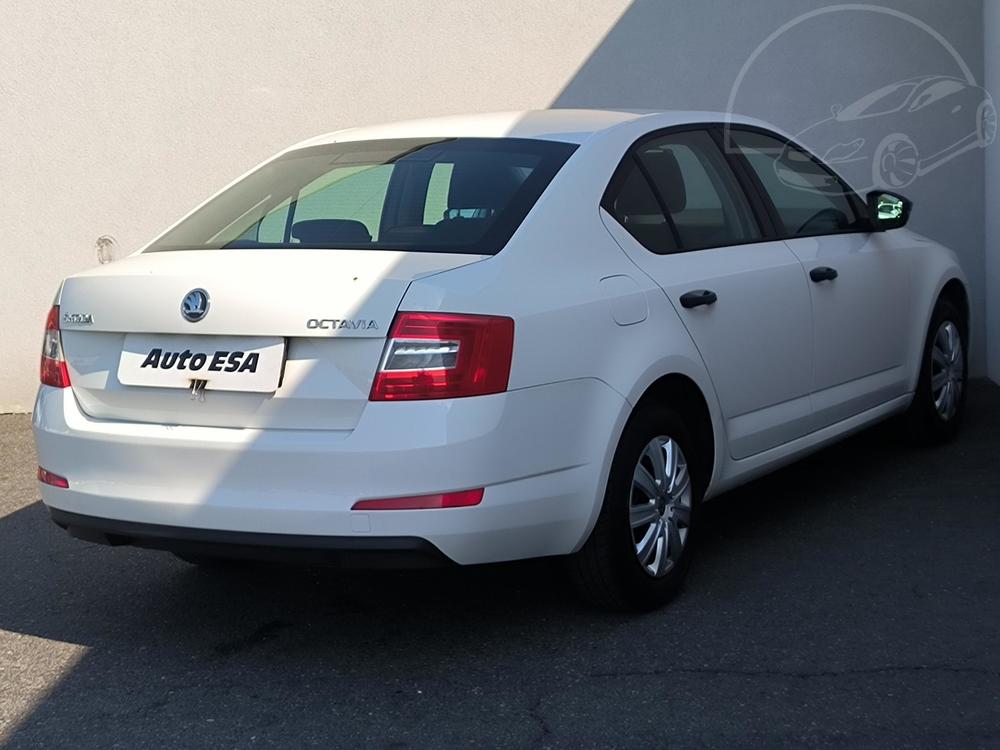 koda Octavia III 1.6 TDi 1.maj, R