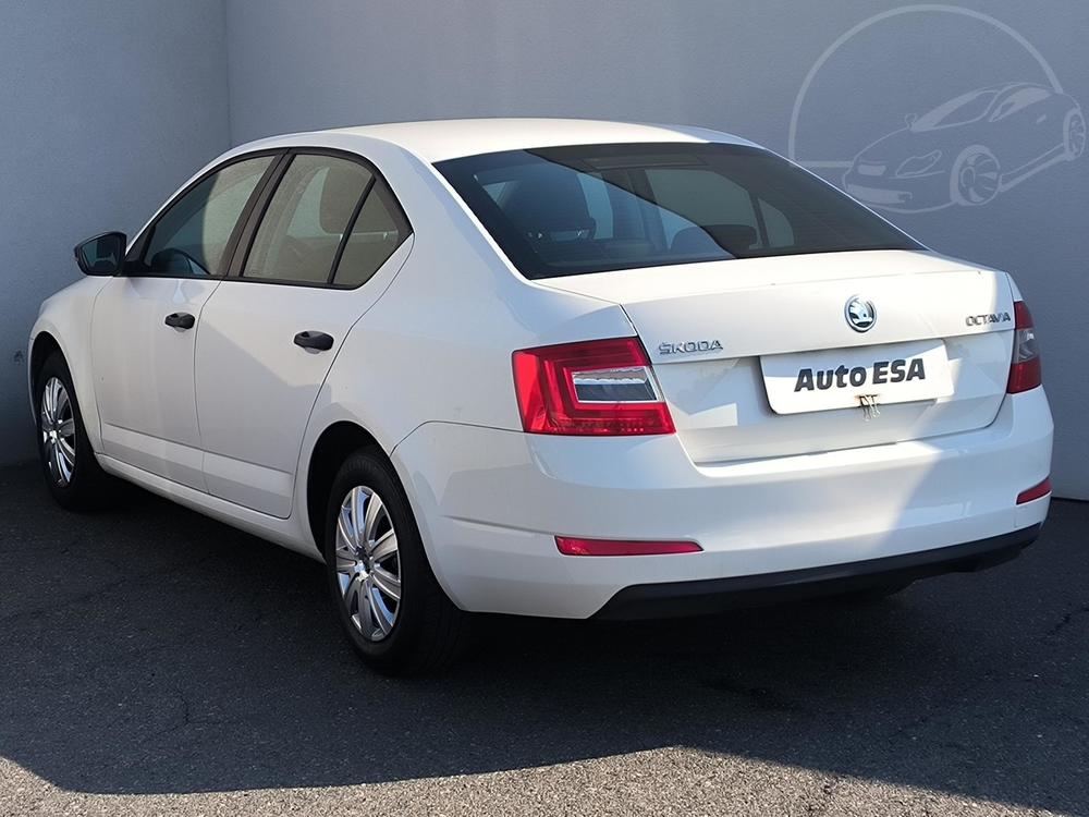 koda Octavia III 1.6 TDi 1.maj, R