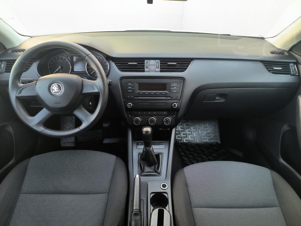 koda Octavia III 1.6 TDi 1.maj, R