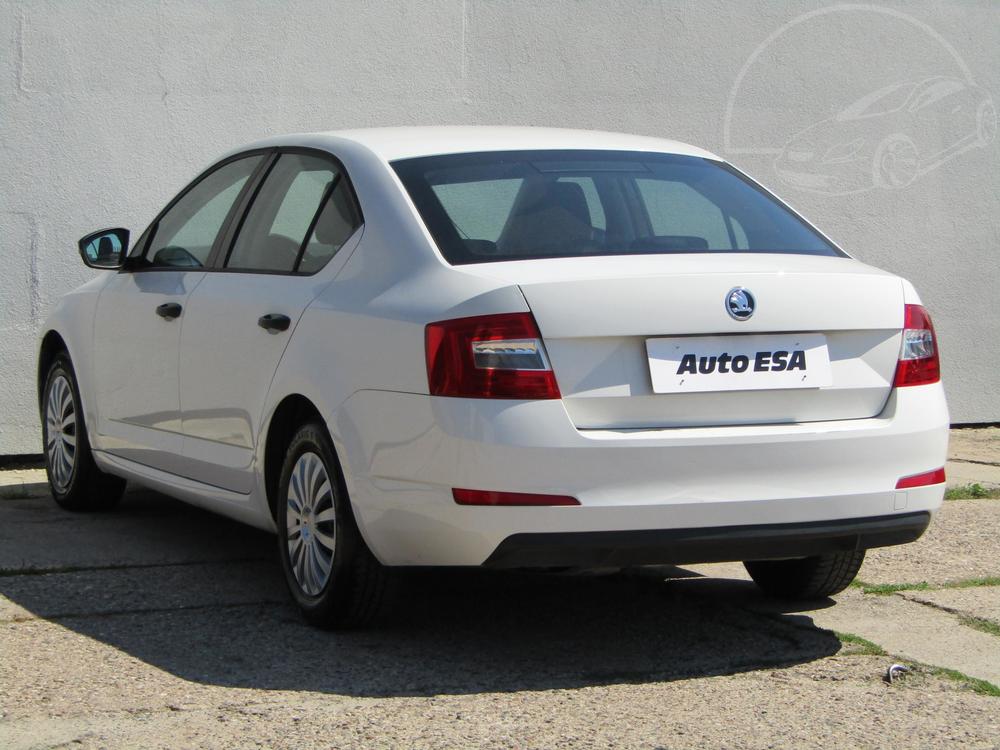 koda Octavia III 1.6 TDi 1.maj, R