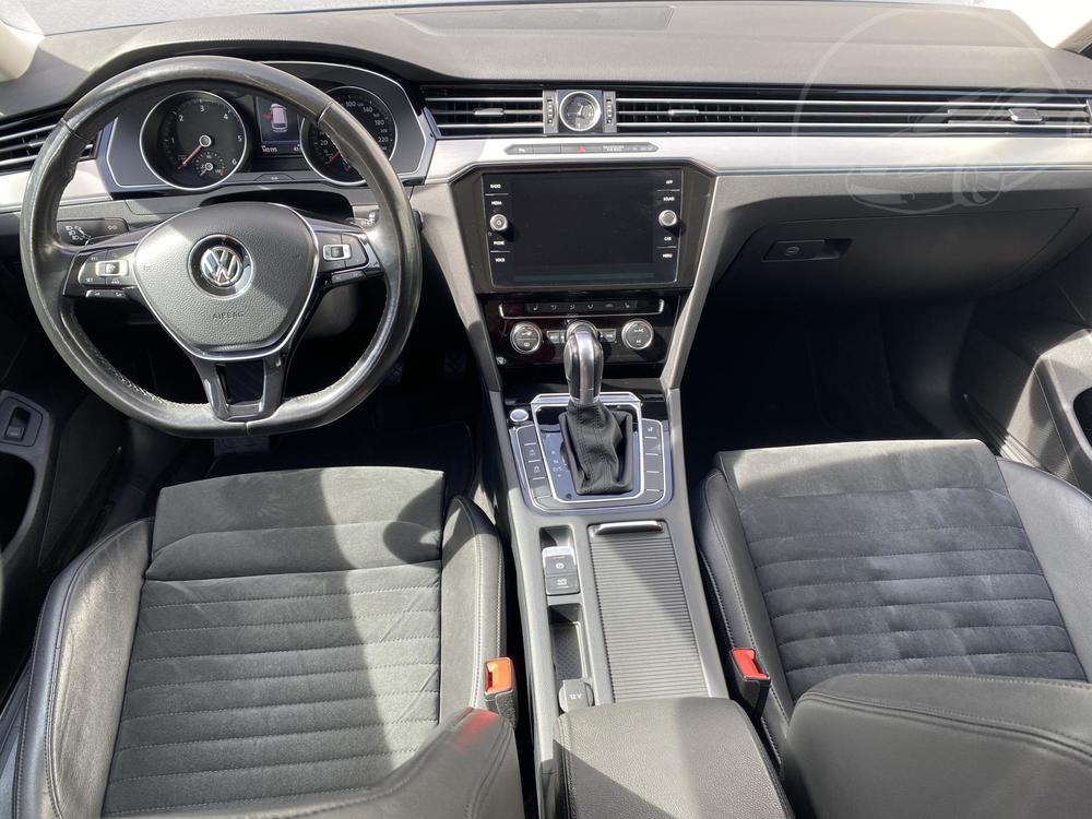 Volkswagen Passat 2.0 TDi Serv.kniha