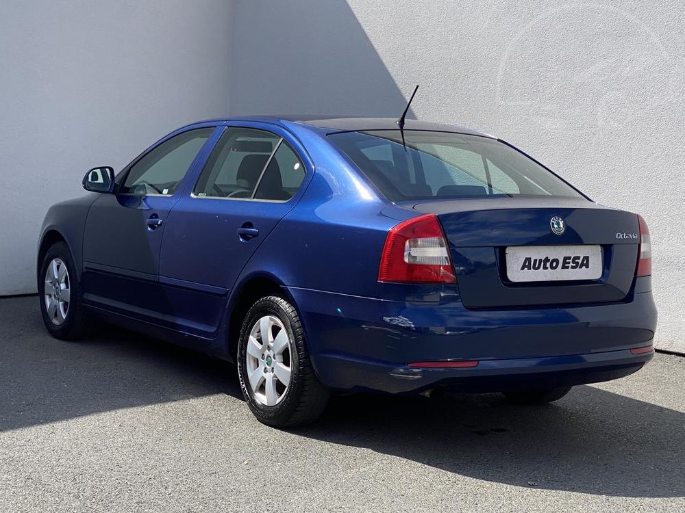 koda Octavia II 1.6 TDi, R