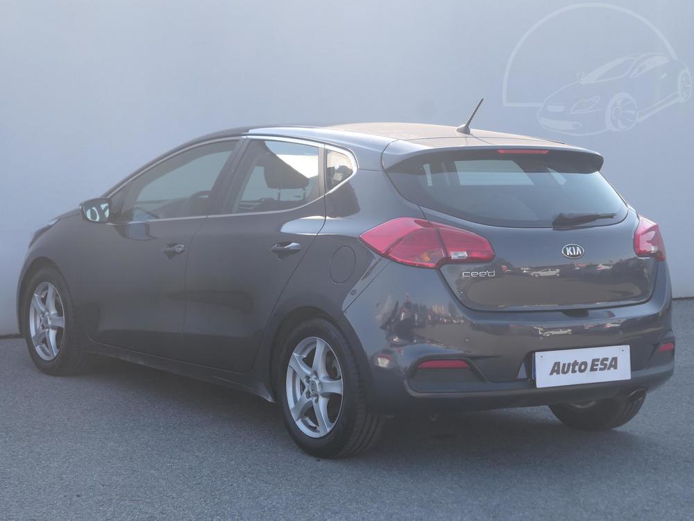 Kia Ceed 1.6 GDi, R