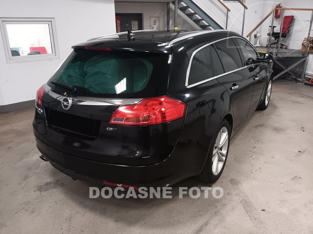 Opel Insignia 2.0 CDTi, R