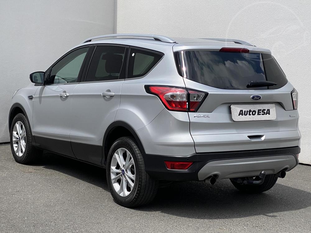 Ford Kuga 1.5 EB, R