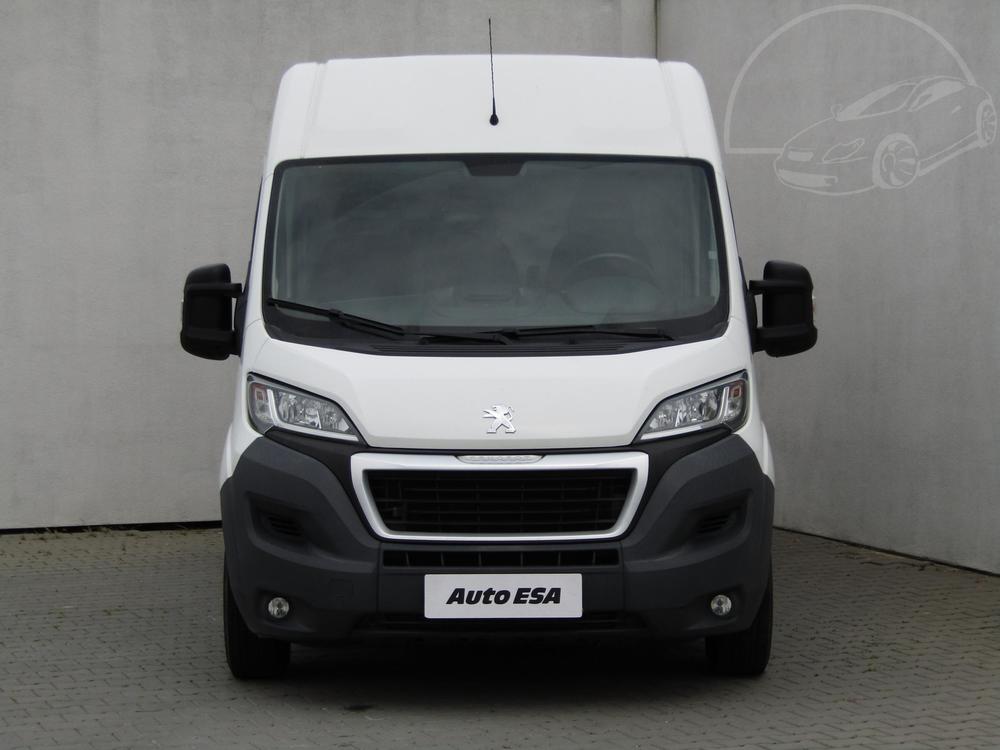 Peugeot Boxer 2.0 HDi, R