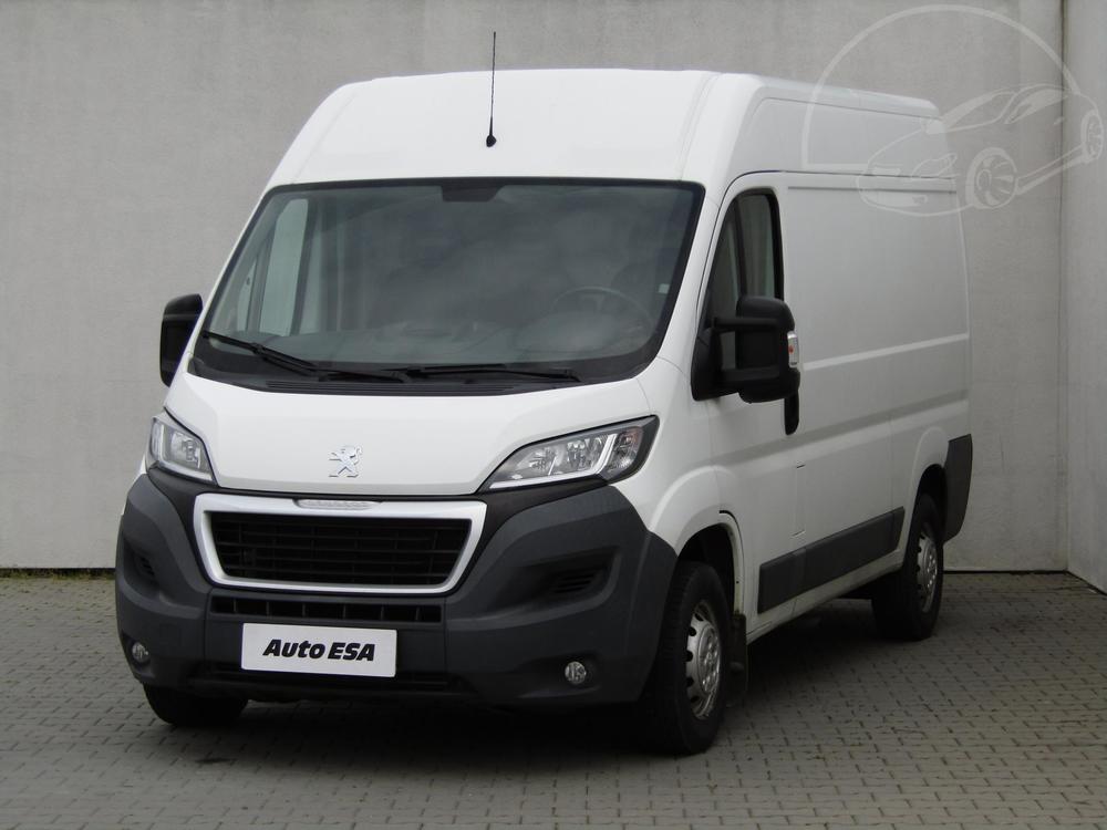 Peugeot Boxer 2.0 HDi, R