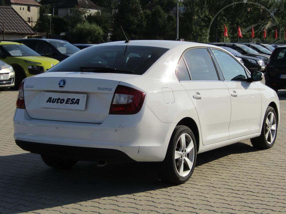 koda Rapid 1.0 TSI, R