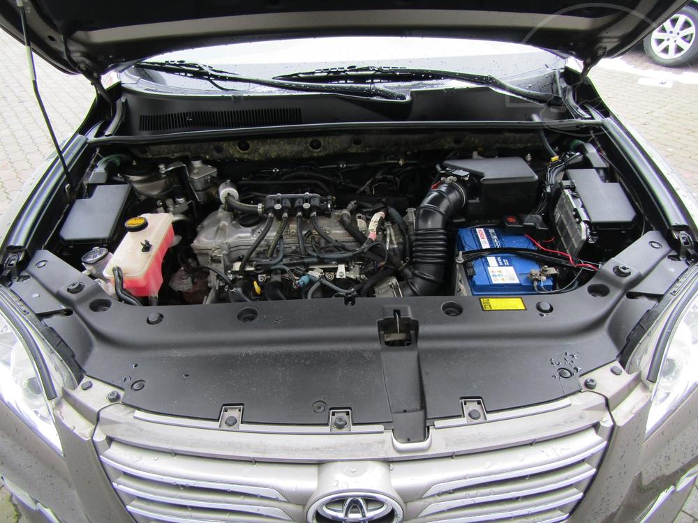 Toyota RAV4 2.0 16 V