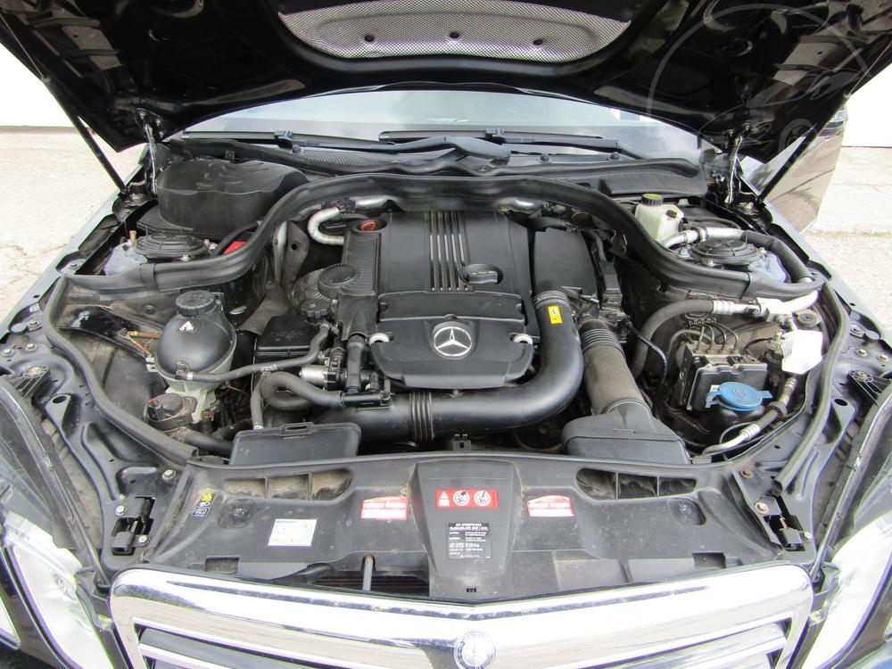 Mercedes-Benz E 1.8 i