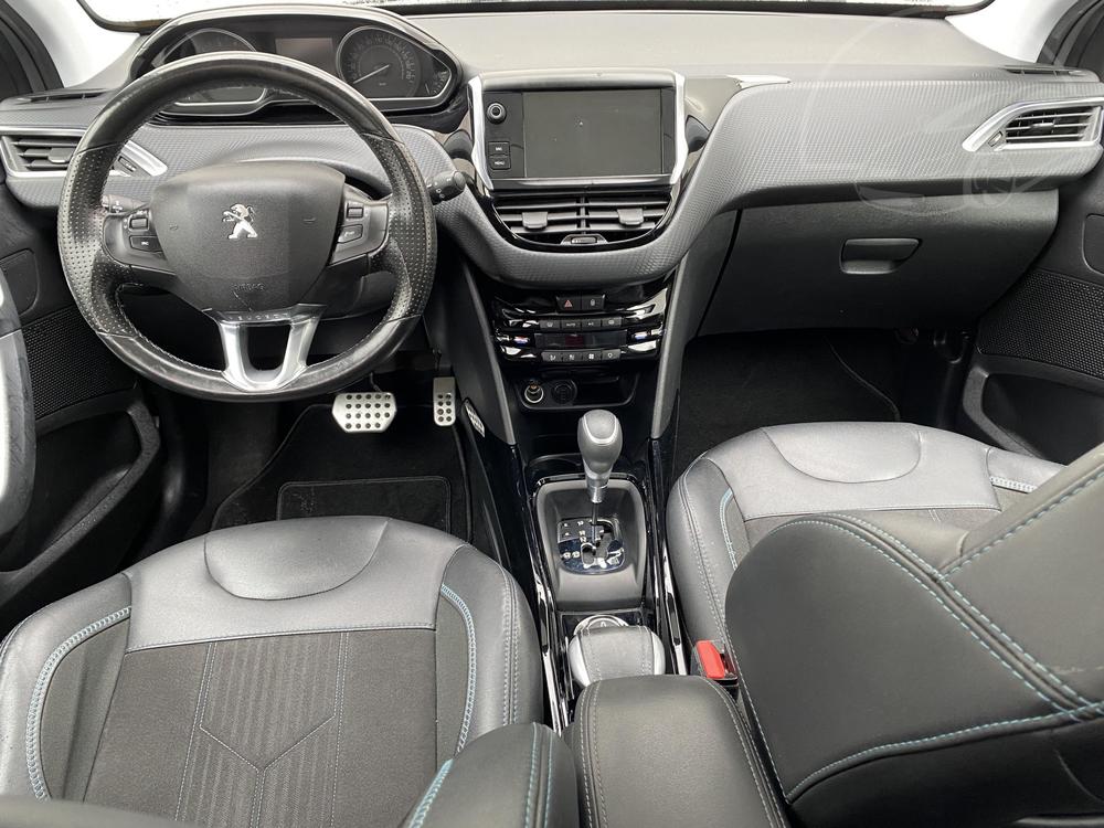 Peugeot 2008 1.2 PT