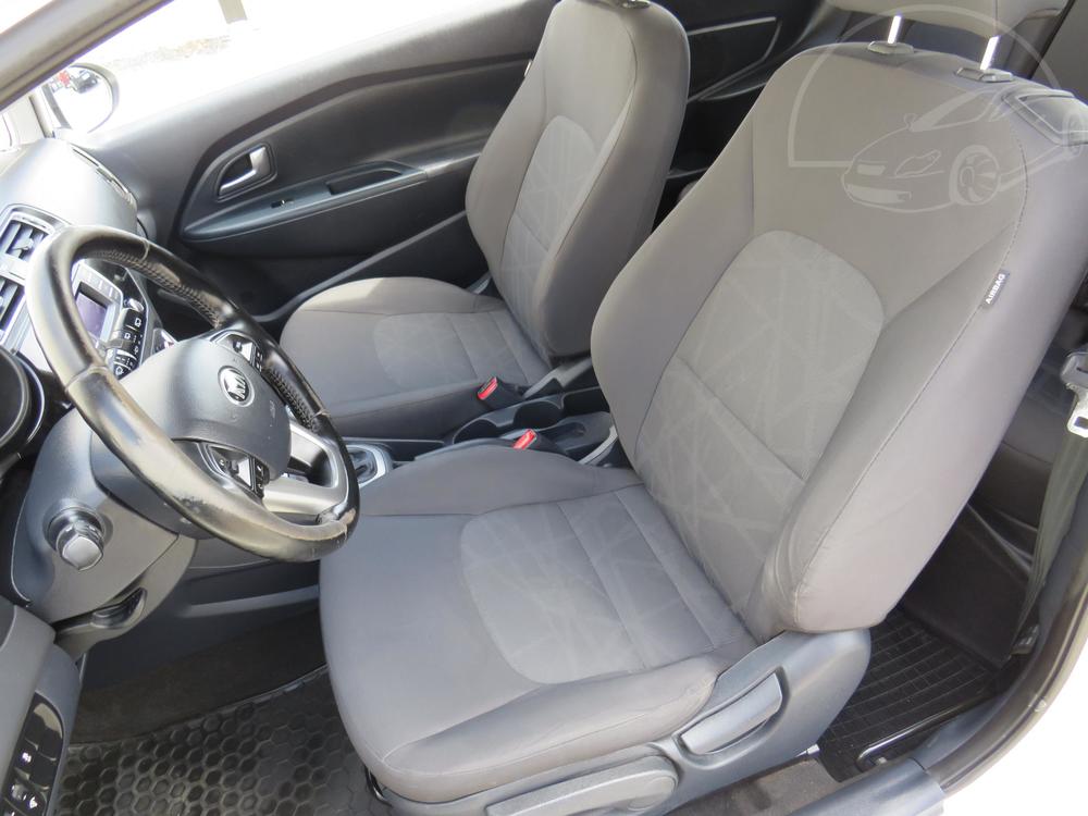 Kia Rio 1.3 i, R