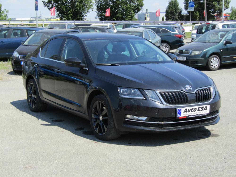 koda Octavia III 1.0 TSi Serv.kniha, R