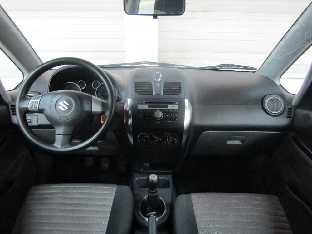 Suzuki SX4 1.6 VVT Serv.kniha, R