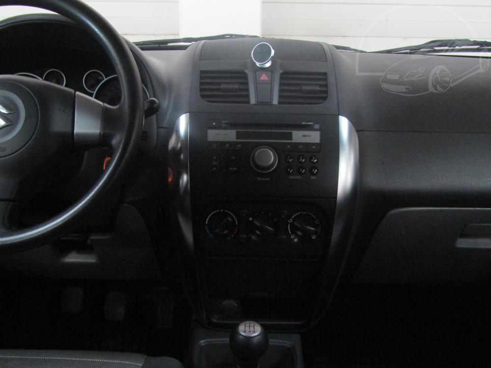 Suzuki SX4 1.6 VVT Serv.kniha, R