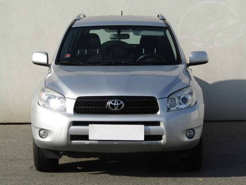 Toyota RAV4 2.2 D4-D, R