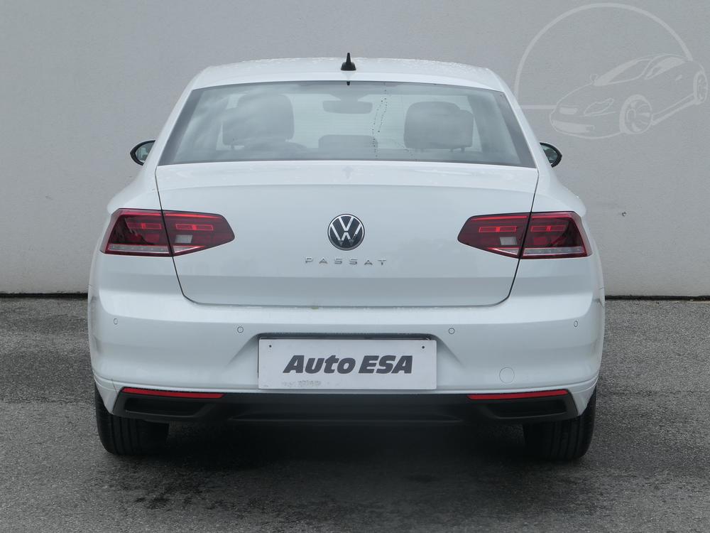 Volkswagen Passat 1.5 TSi, R