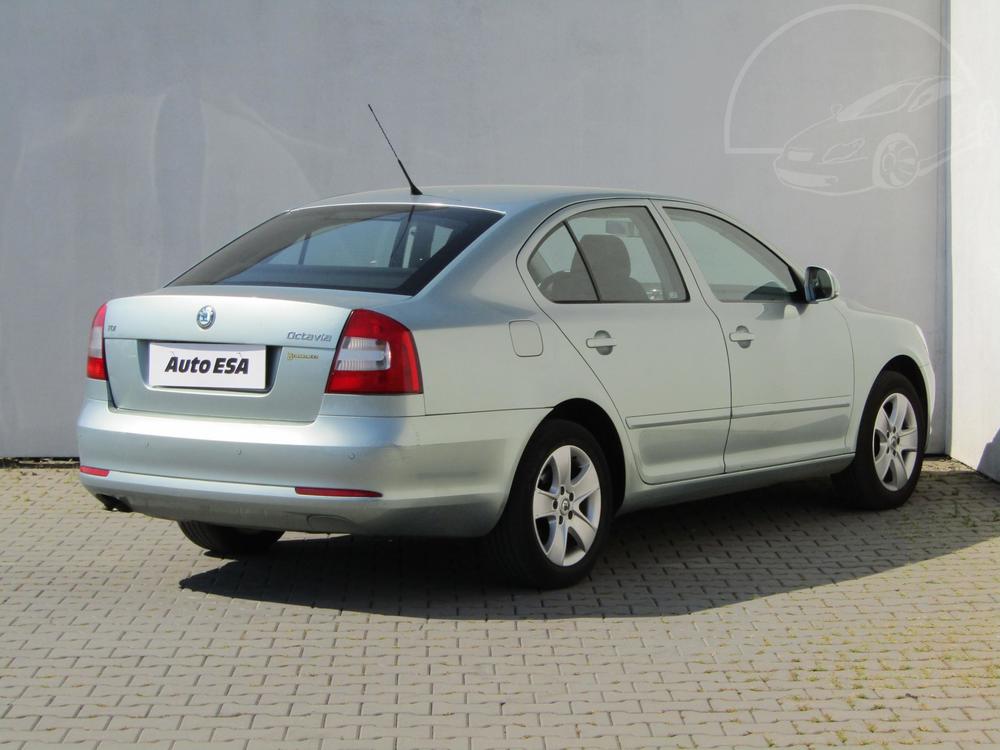 koda Octavia II 1.9 TDi, R