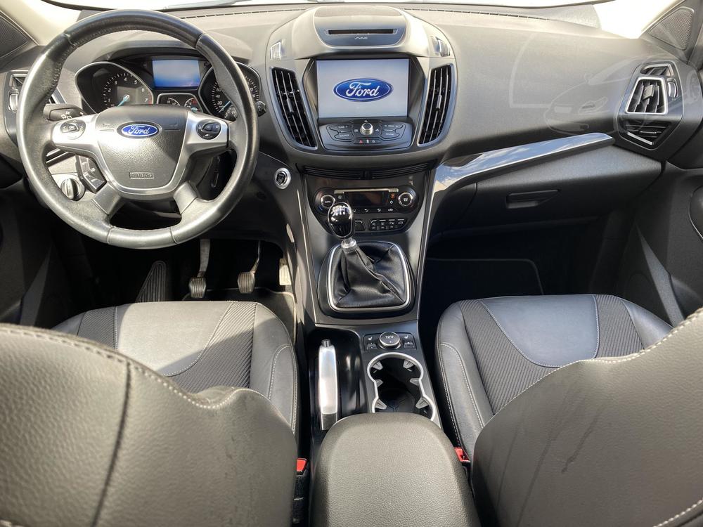 Ford Kuga 1.5 EB Serv.kniha