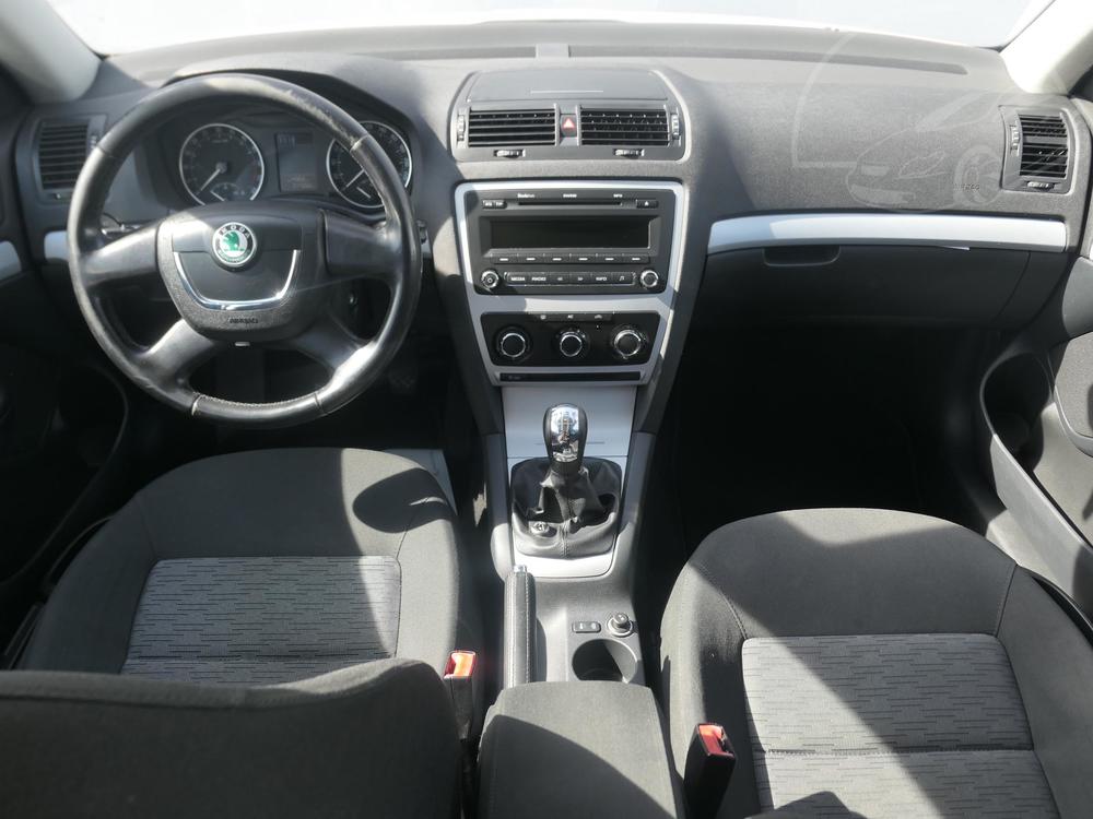 koda Octavia II 1.9 TDi, R