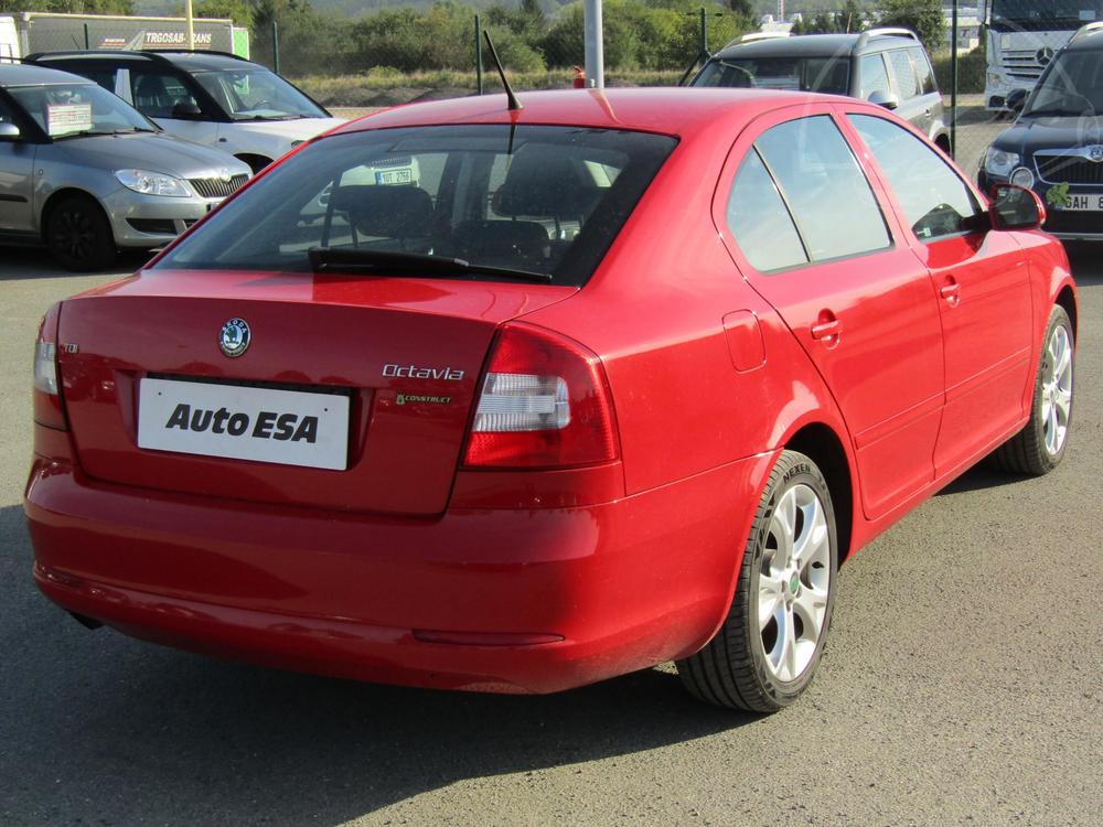 koda Octavia II 1.6 TDi, R