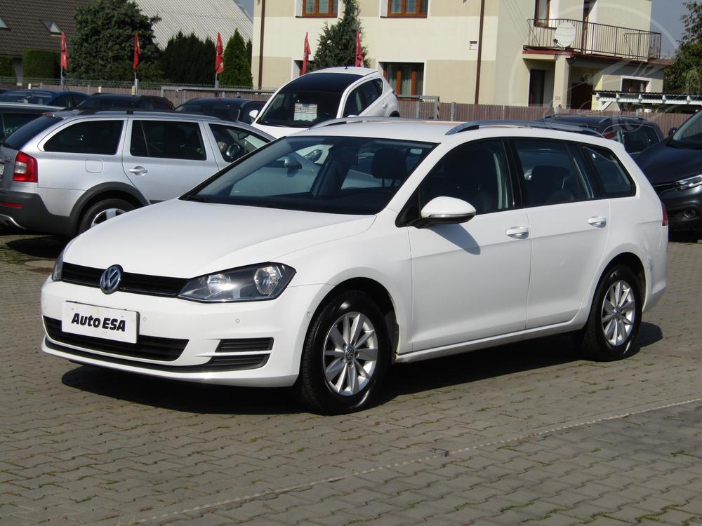 Volkswagen Golf 1.6 TDi, R