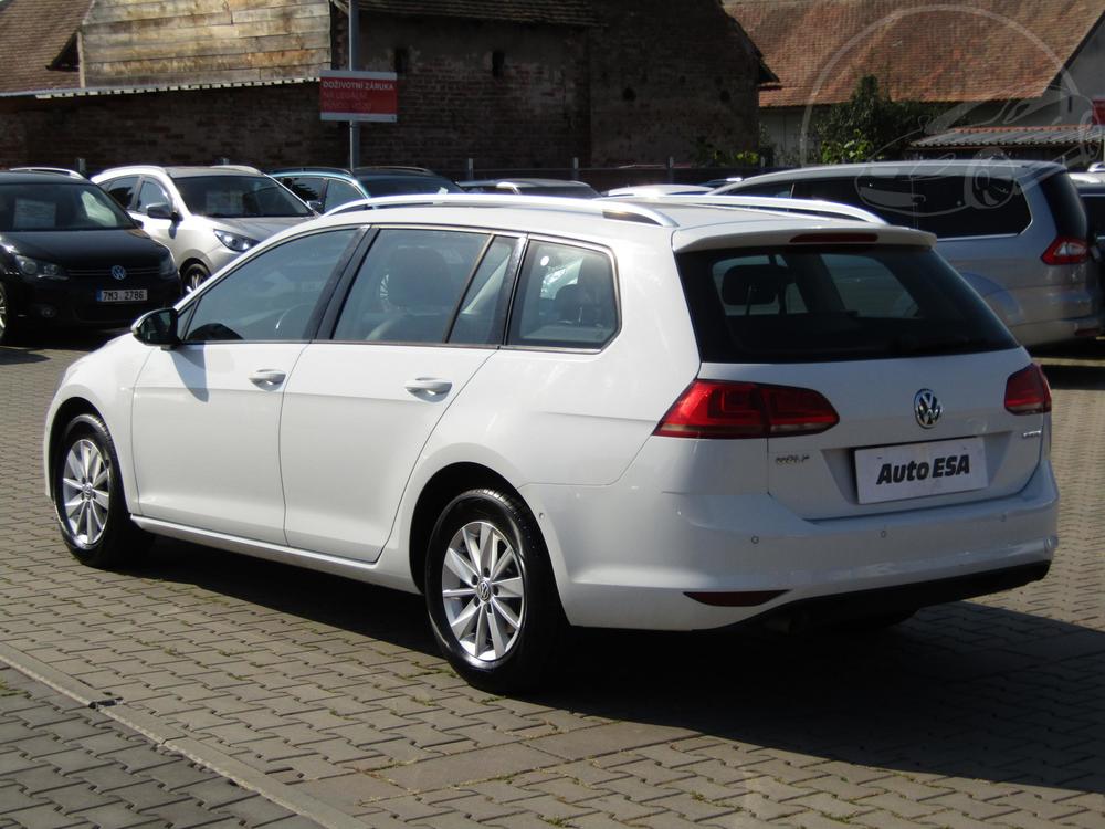 Volkswagen Golf 1.6 TDi, R