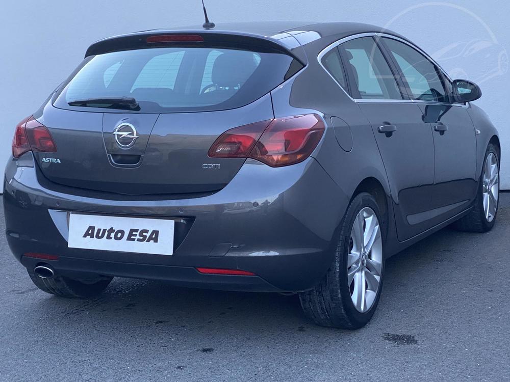 Opel Astra 2.0 CDTi