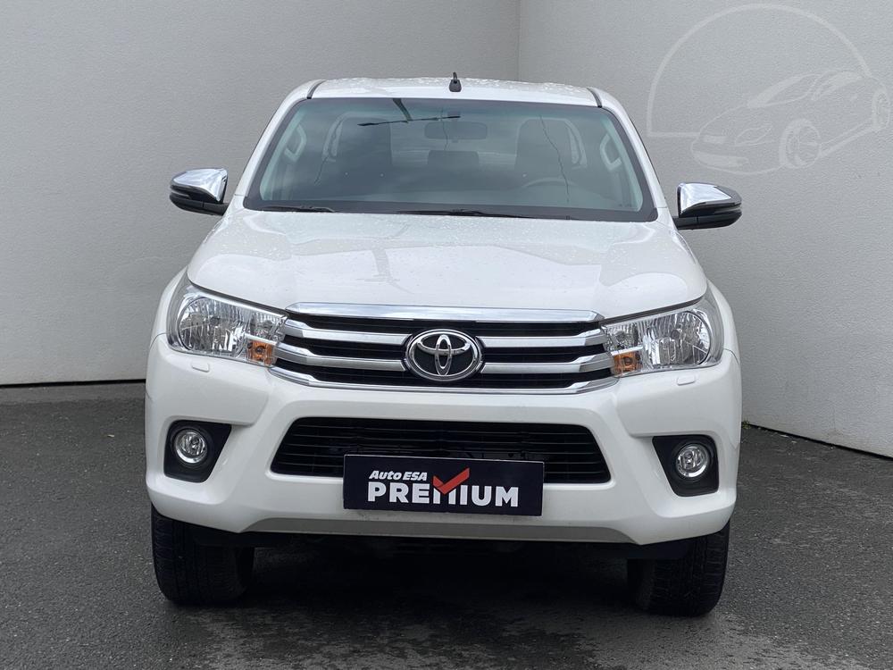 Toyota Hilux 2.4 D-4D, R