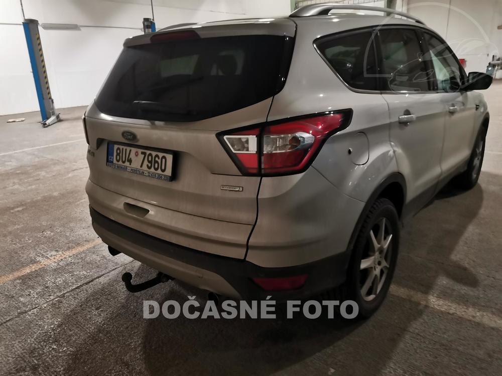 Ford Kuga 1.5 T 1.maj, R