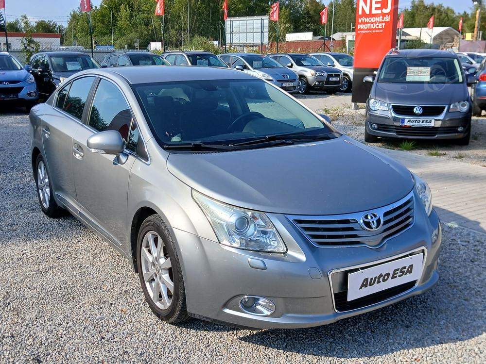 Toyota Avensis 2.0 D, R