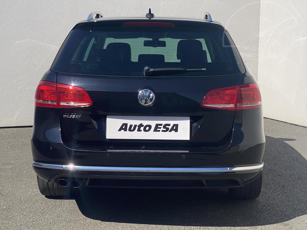 Volkswagen Passat 2.0 TDi Serv.kniha