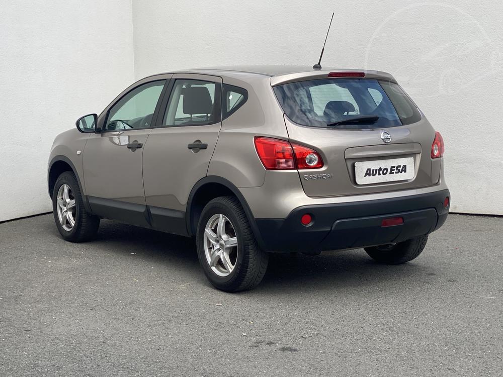 Nissan Qashqai 1.6 i