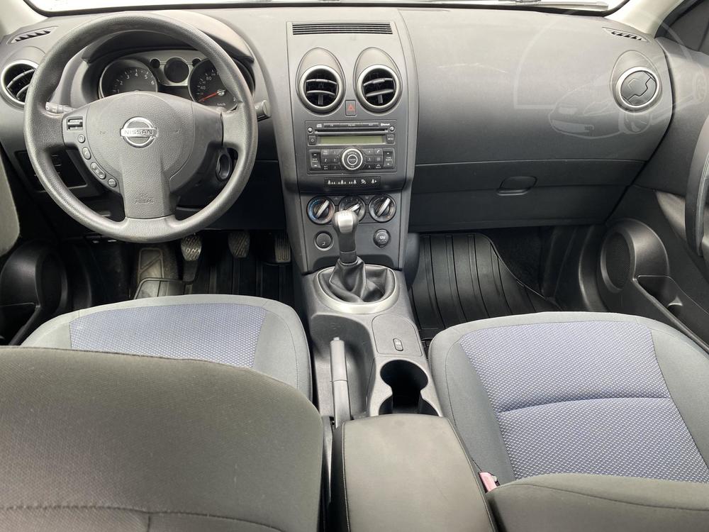 Nissan Qashqai 1.6 i