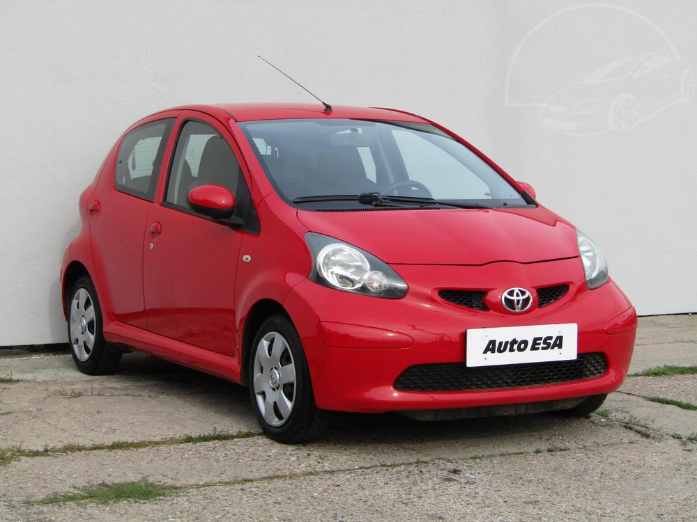 Toyota Aygo 1.0 i, R