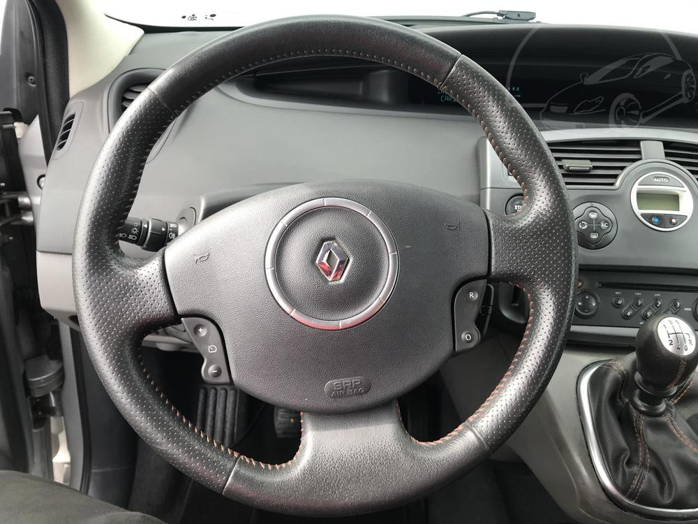 Renault Megane 1.9, R