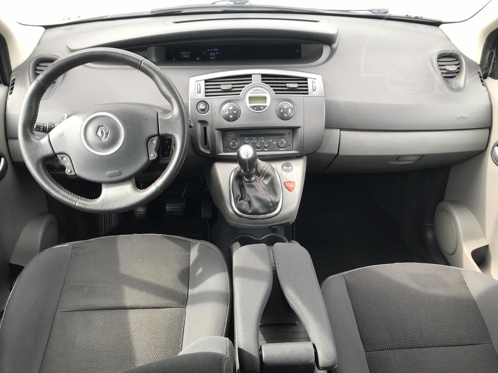 Renault Megane 1.9, R