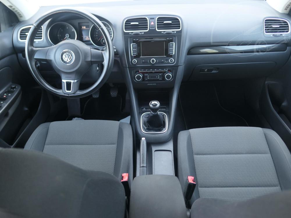 Volkswagen Golf 1.6 TDi