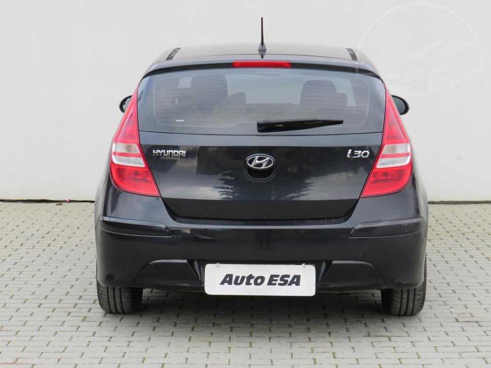 Hyundai i30 1.4 i, R